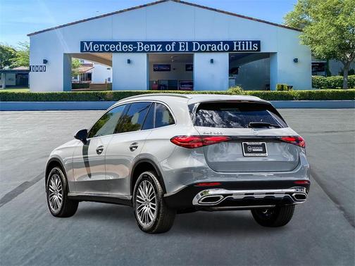 2025 Mercedes-Benz GLC 300 Base