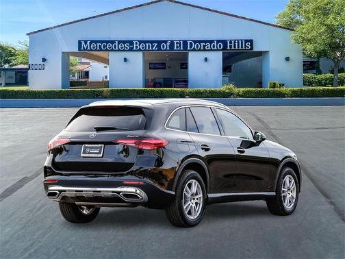 2025 Mercedes-Benz GLC 300 Base 4MATIC