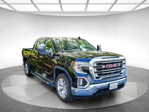Onyx Black 2021 GMC Sierra 1500 SLT