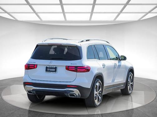 2025 Mercedes-Benz GLB 250 Base 4MATIC