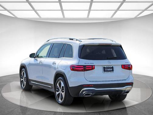 2025 Mercedes-Benz GLB 250 Base 4MATIC