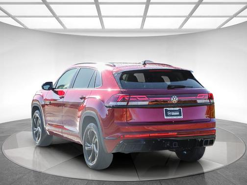 2025 Volkswagen Atlas Cross Sport 2.0T SEL R-Line Black