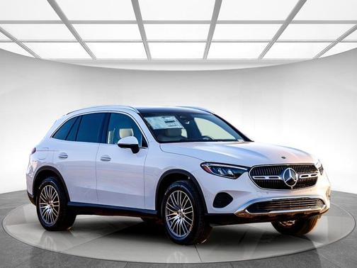 2026 Mercedes-Benz GLC 300 Base 4MATIC