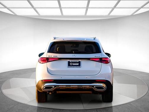 2026 Mercedes-Benz GLC 300 Base 4MATIC