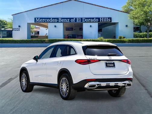 2025 Mercedes-Benz GLC 300 Base