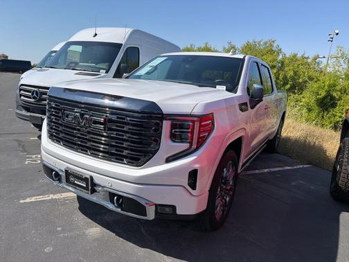 White Frost 2024 GMC Sierra 1500 Denali Ultimate
