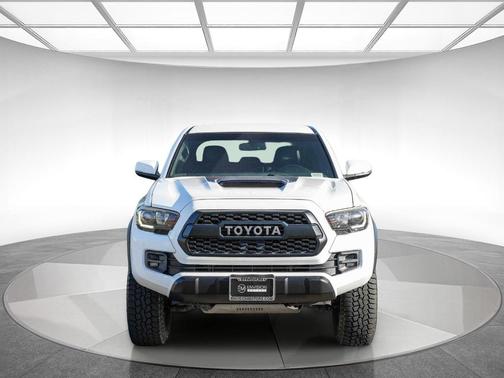 Super White 2017 Toyota Tacoma TRD Pro