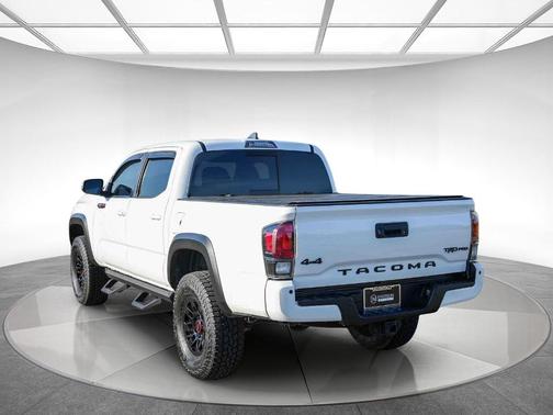 Super White 2017 Toyota Tacoma TRD Pro