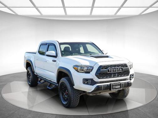 Super White 2017 Toyota Tacoma TRD Pro