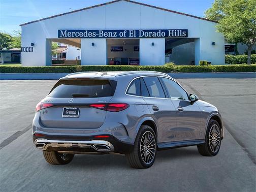 2025 Mercedes-Benz GLC 350e Base 4MATIC