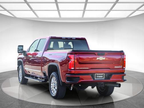 2025 Chevrolet Silverado 3500 High Country