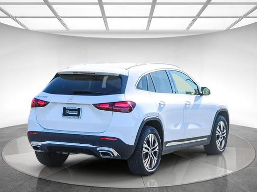 2025 Mercedes-Benz GLA 250 Base