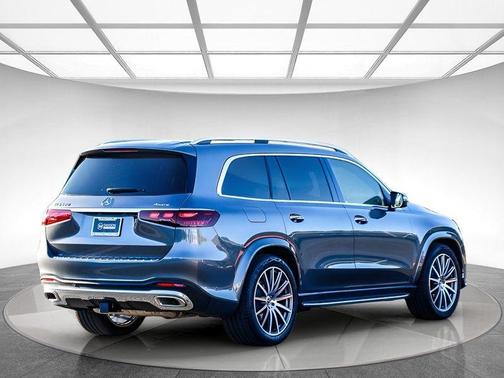 2026 Mercedes-Benz GLS 580 Base 4MATIC