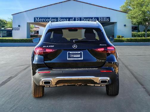 2025 Mercedes-Benz GLA 250 Base 4MATIC