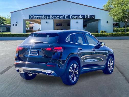 2024 Mercedes-Benz GLA 250 Base 4MATIC