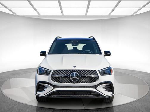 Moon 2026 Mercedes-Benz GLE 450 4MATIC