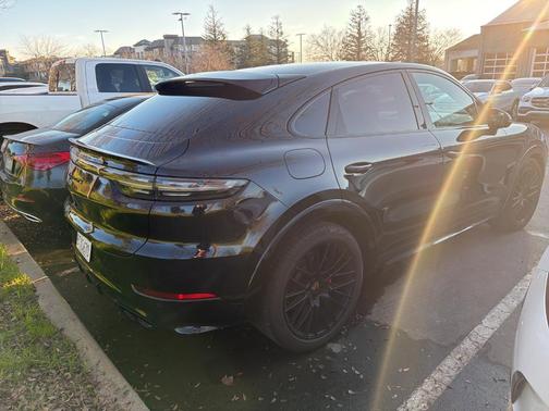 2021 Porsche Cayenne GTS