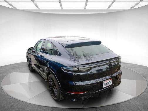 2021 Porsche Cayenne GTS