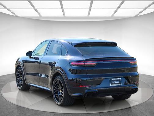 2021 Porsche Cayenne GTS