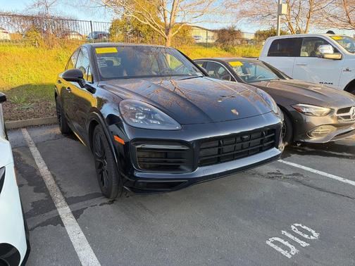 2021 Porsche Cayenne GTS