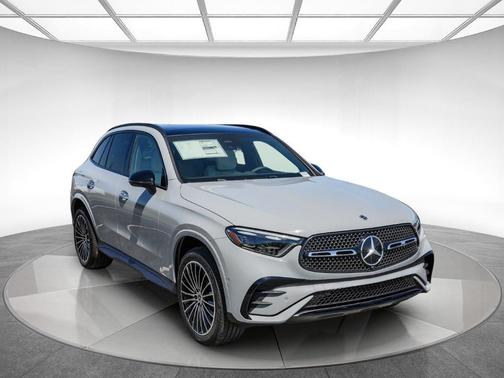 Alpine 2026 Mercedes-Benz GLC 300 Base 4MATIC