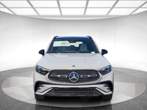Alpine 2026 Mercedes-Benz GLC 300 Base 4MATIC