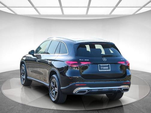 2026 Mercedes-Benz GLC 300 Base 4MATIC
