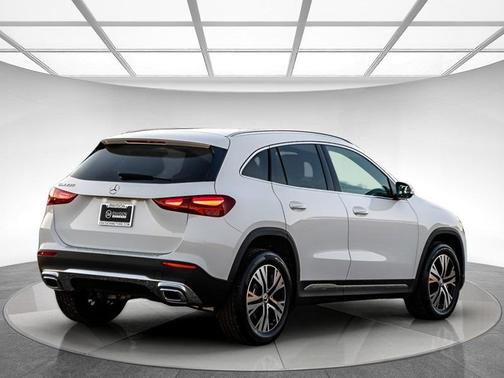 2026 Mercedes-Benz GLA 250 Base
