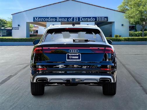 2024 Audi Q8 55 Premium