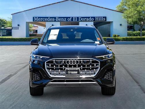 2024 Audi Q8 55 Premium