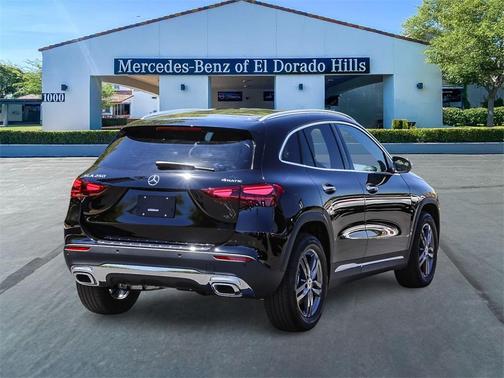 2025 Mercedes-Benz GLA 250 Base 4MATIC