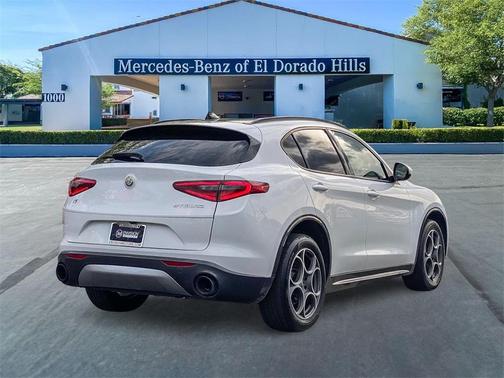 2022 Alfa Romeo Stelvio Ti