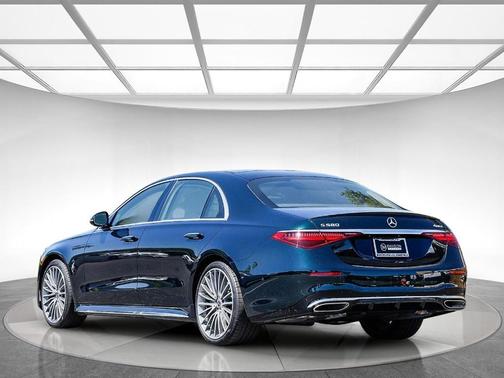 Emerald Green Metallic 2024 Mercedes-Benz S-Class S 580 4MATIC