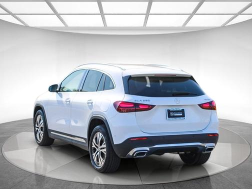 2025 Mercedes-Benz GLA 250 Base 4MATIC