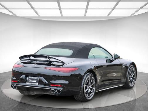 2026 Mercedes-Benz AMG SL 43 Base