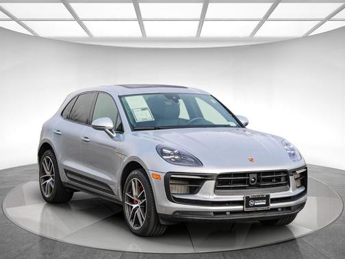 2023 Porsche Macan S