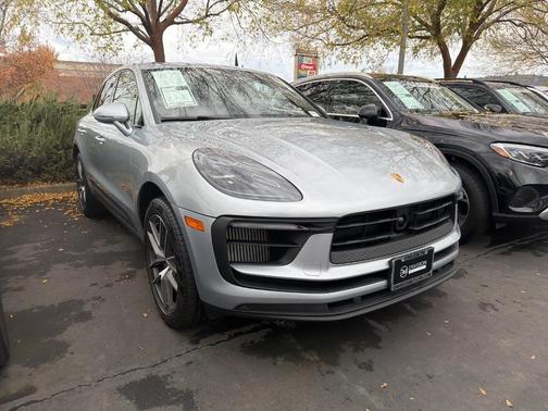 2023 Porsche Macan S