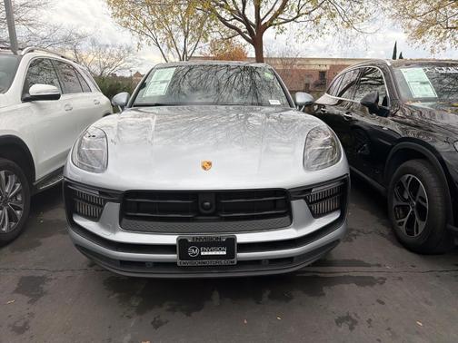 2023 Porsche Macan S