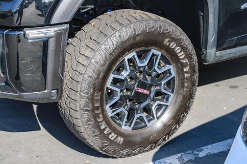 2024 GMC Sierra 2500 AT4X