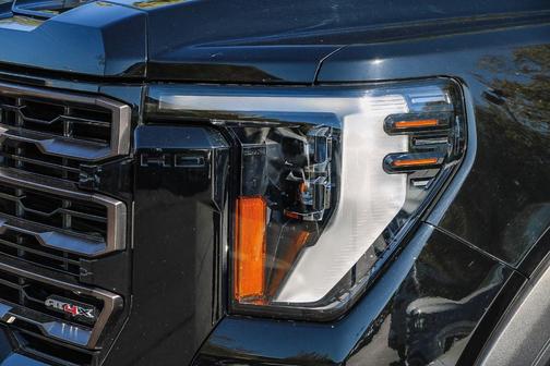 2024 GMC Sierra 2500 AT4X