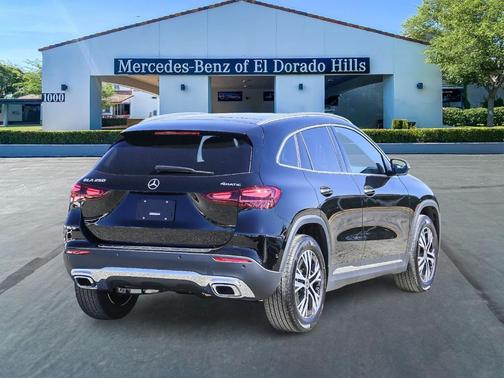2025 Mercedes-Benz GLA 250 Base 4MATIC