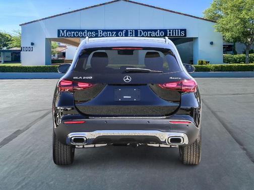 2025 Mercedes-Benz GLA 250 Base 4MATIC