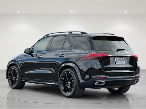 Obsidian Black Metallic 2026 Mercedes-Benz GLE 580 AWD 4MATIC