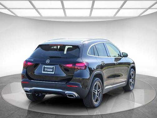 2026 Mercedes-Benz GLA 250 Base