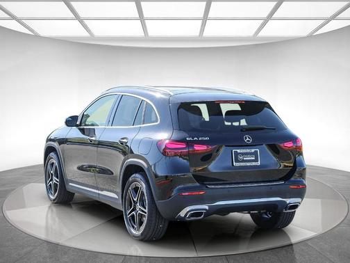 2026 Mercedes-Benz GLA 250 Base