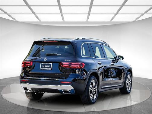 2024 Mercedes-Benz GLB 250 Base 4MATIC