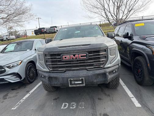 2024 GMC Sierra 1500 AT4X