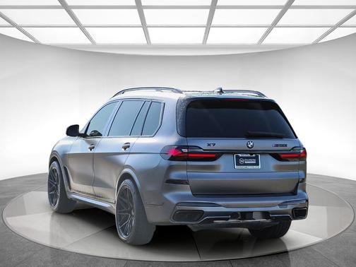 2020 BMW X7 M50i