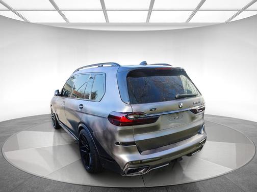 2020 BMW X7 M50i