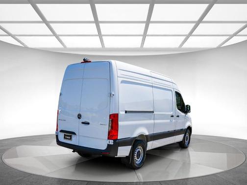 Arctic White 2025 Mercedes-Benz Sprinter 2500 Standard Roof
